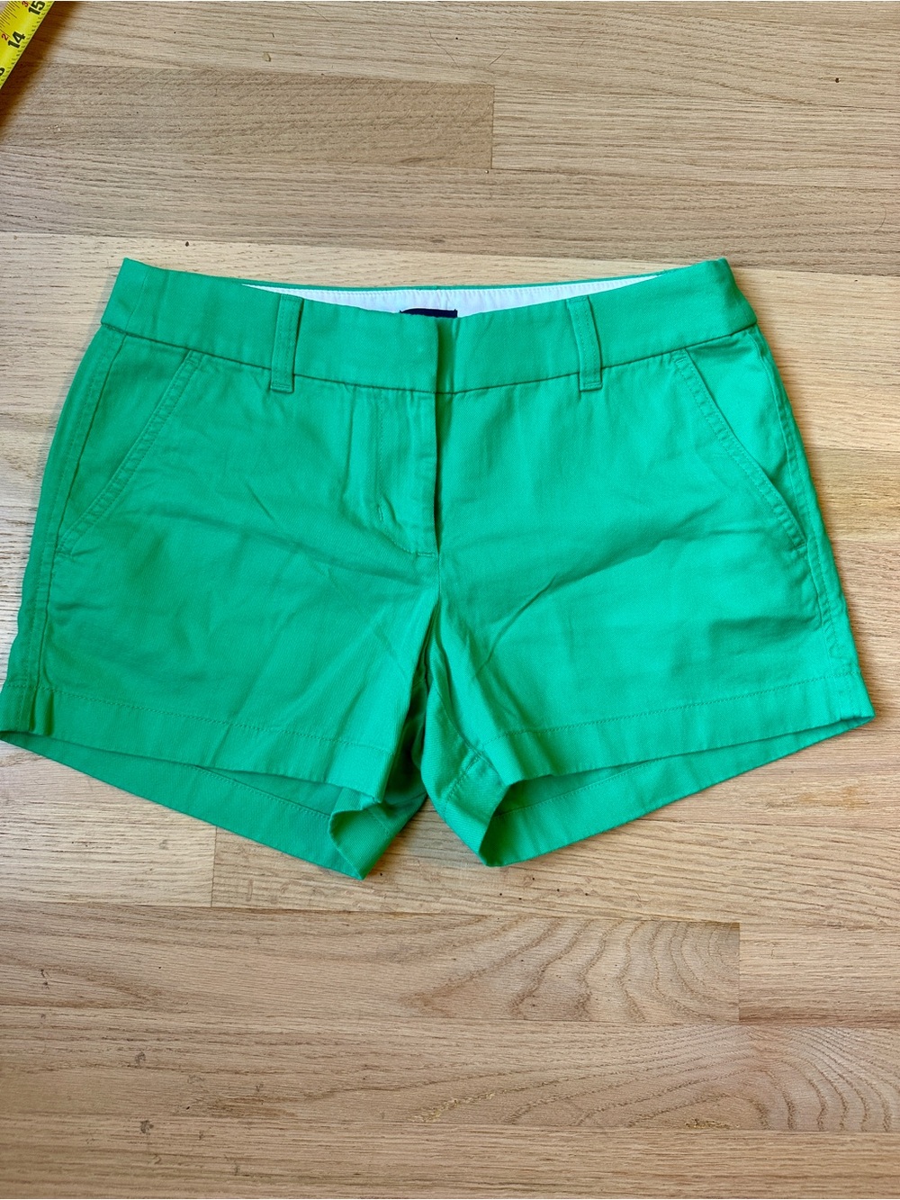 J.Crew Green 3.5" Classic Chino Shorts Size 2 NWOT Re-Imagined